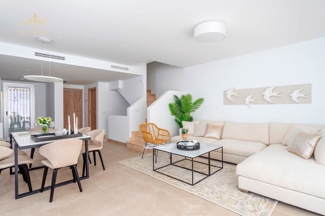 3 Zimmer Haus zu verkaufen in Centro, Estepona mit Pool Garage - 345.000 € (Ref: 7045909)