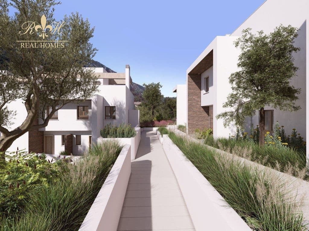 3 soveværelse Byhus til salg i Istan med swimmingpool garage - € 556.000 (Ref: 7045913)