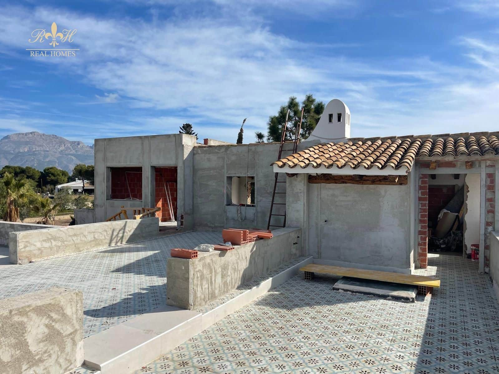 7 sypialnia Willa na sprzedaż w Alfaz del Pi / L'Alfas del Pi z basenem - 1 899 000 € (Ref: 7197246)