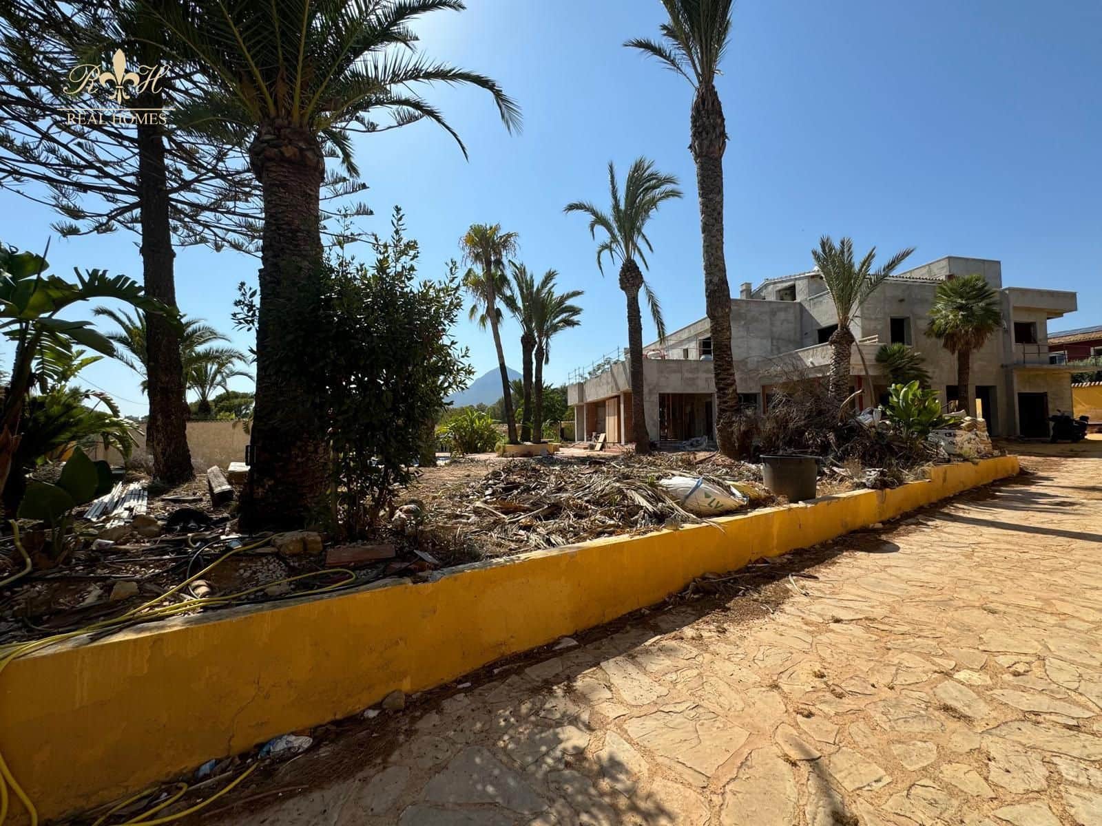 7 sypialnia Willa na sprzedaż w Alfaz del Pi / L'Alfas del Pi z basenem - 1 899 000 € (Ref: 7197246)