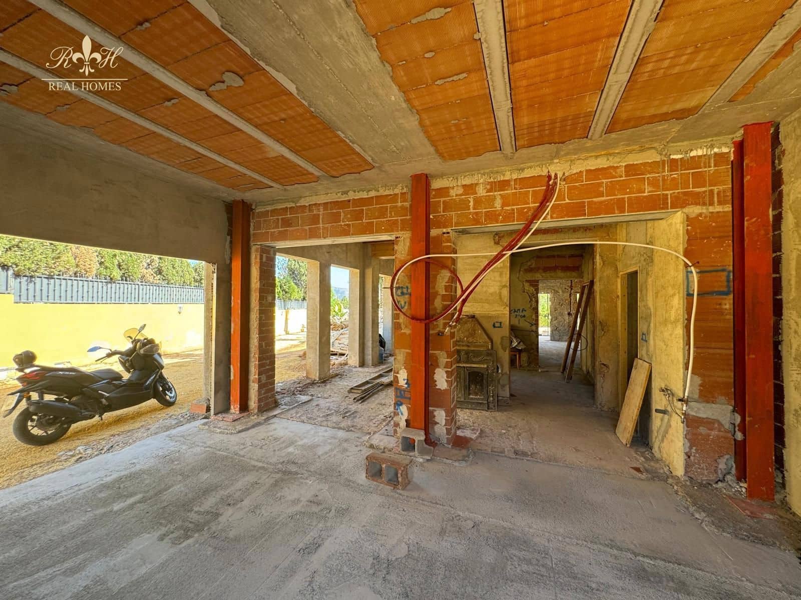 7 sypialnia Willa na sprzedaż w Alfaz del Pi / L'Alfas del Pi z basenem - 1 899 000 € (Ref: 7197246)