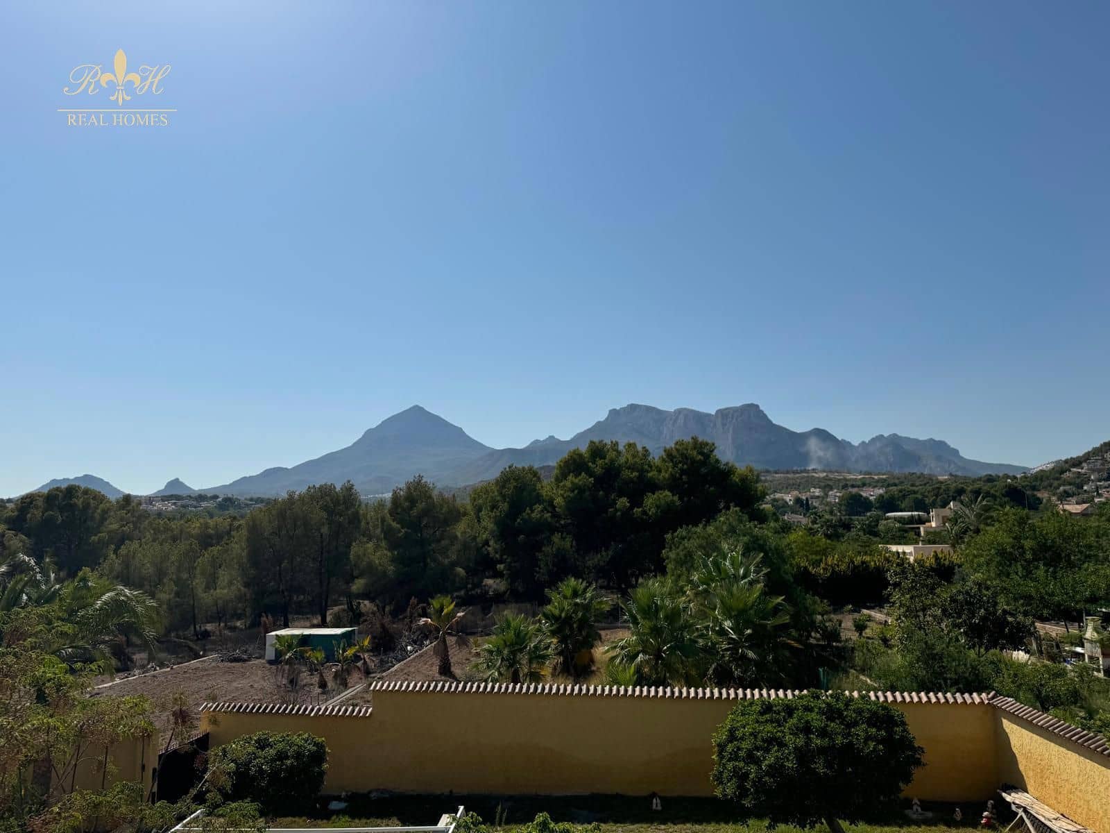 7 sypialnia Willa na sprzedaż w Alfaz del Pi / L'Alfas del Pi z basenem - 1 899 000 € (Ref: 7197246)