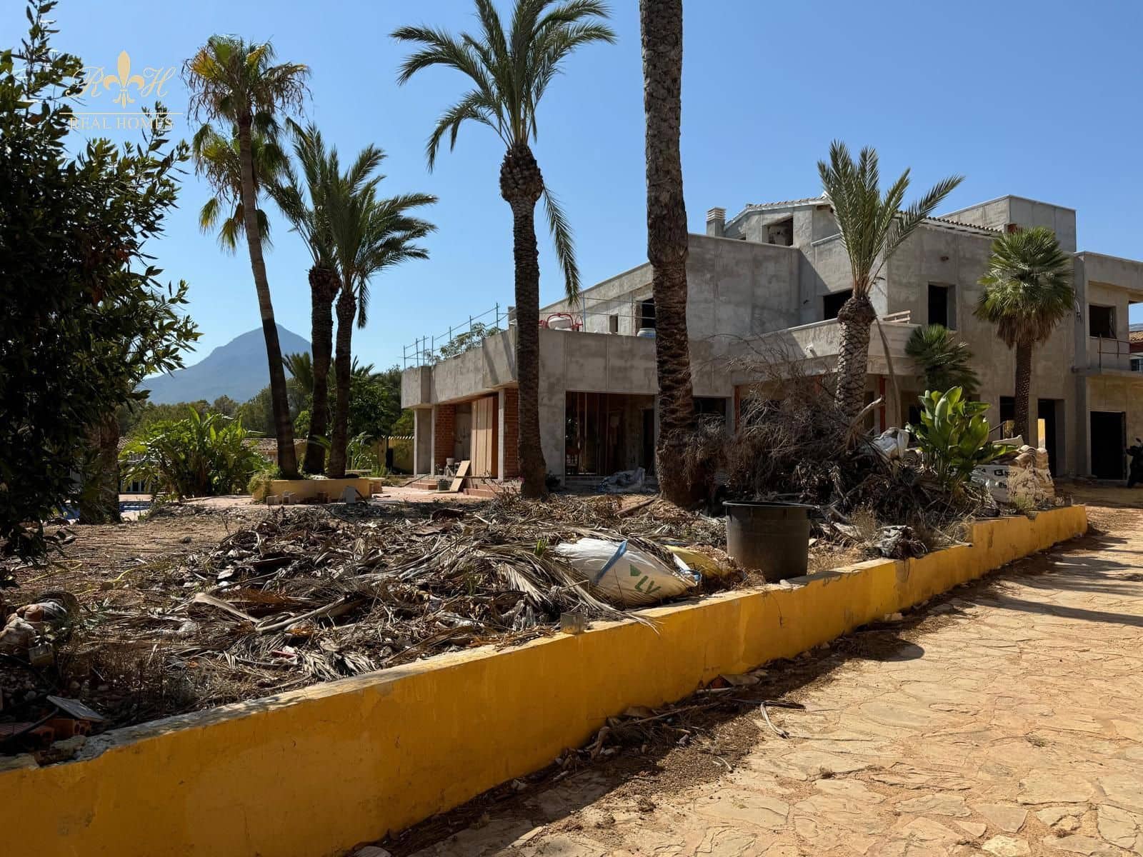 7 sypialnia Willa na sprzedaż w Alfaz del Pi / L'Alfas del Pi z basenem - 1 899 000 € (Ref: 7197246)