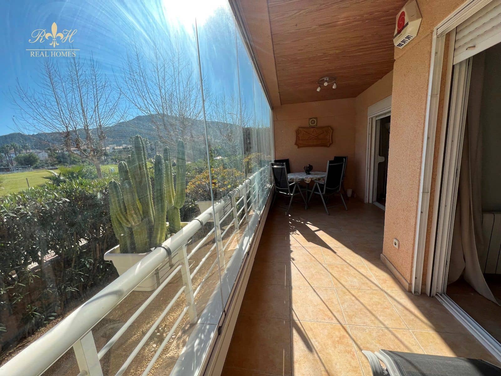 2 sypialnia Mieszkanie do wynajęcia w Albir z basenem garażem - 1 400 € (Ref: 7305844)