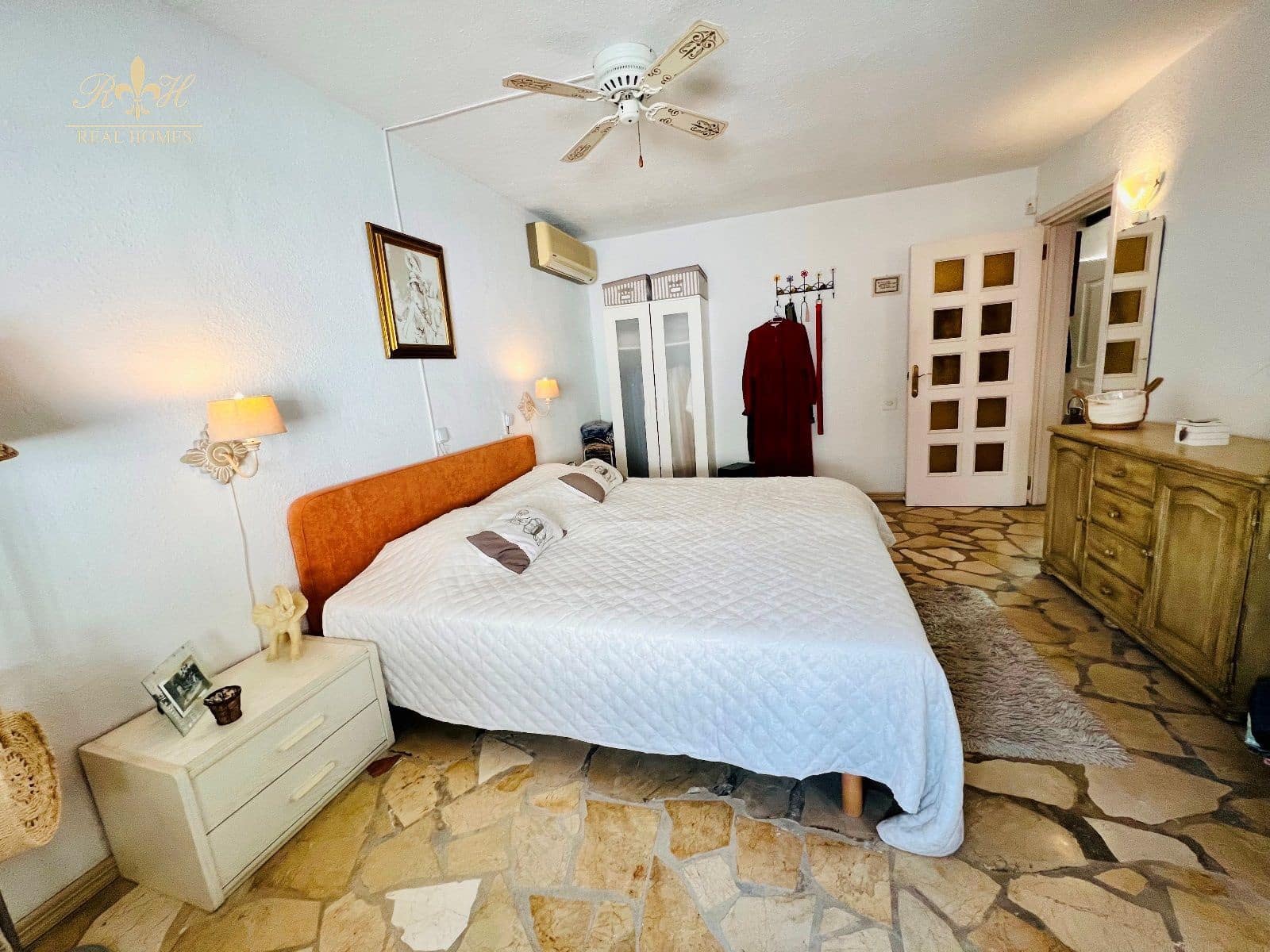 Chalet de 3 habitaciones en Alfaz del Pi / L'Alfàs del Pi en venta con piscina garaje - 450.000 € (Ref: 7316266)