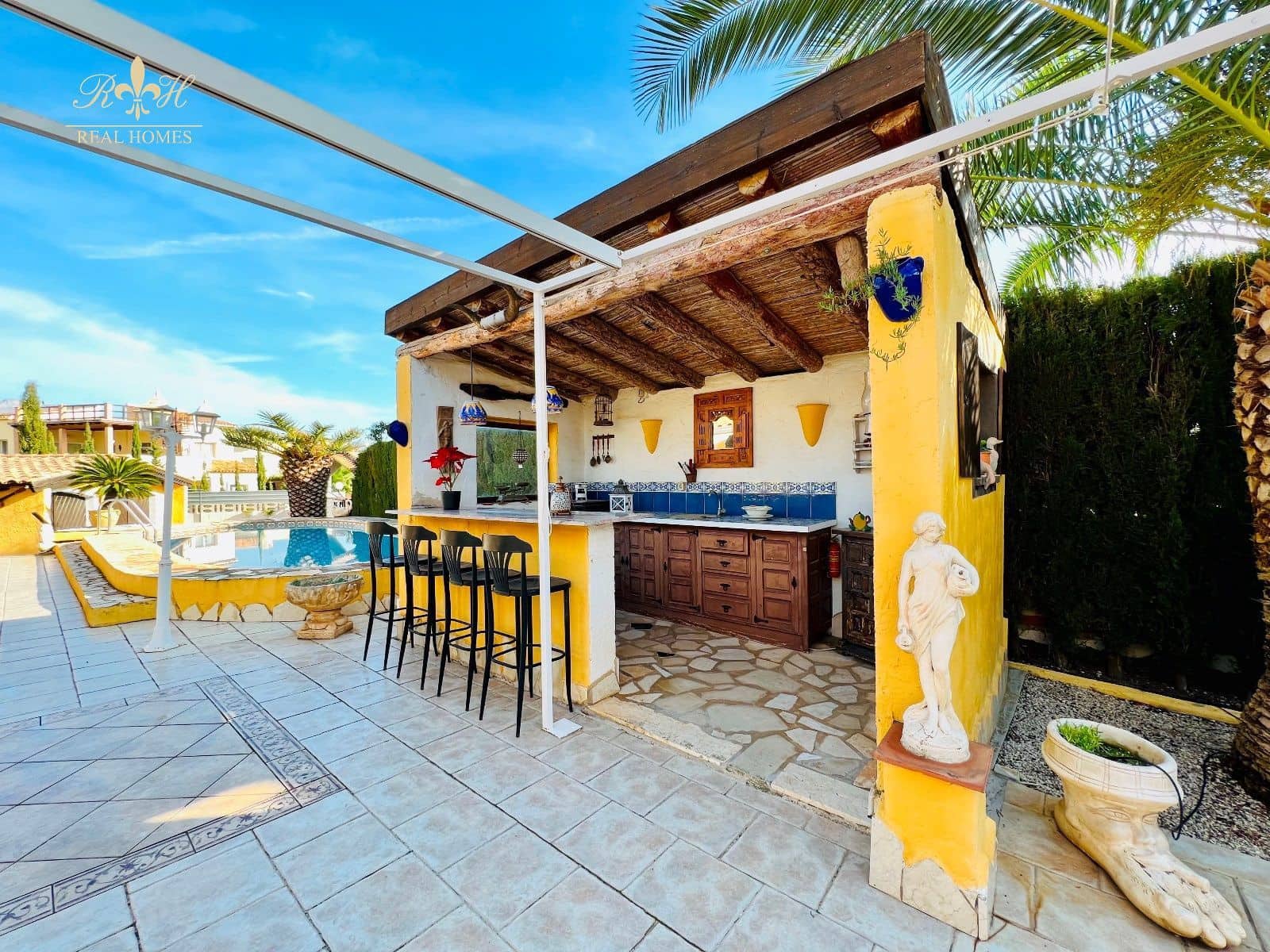 Chalet de 3 habitaciones en Alfaz del Pi / L'Alfàs del Pi en venta con piscina garaje - 450.000 € (Ref: 7316266)