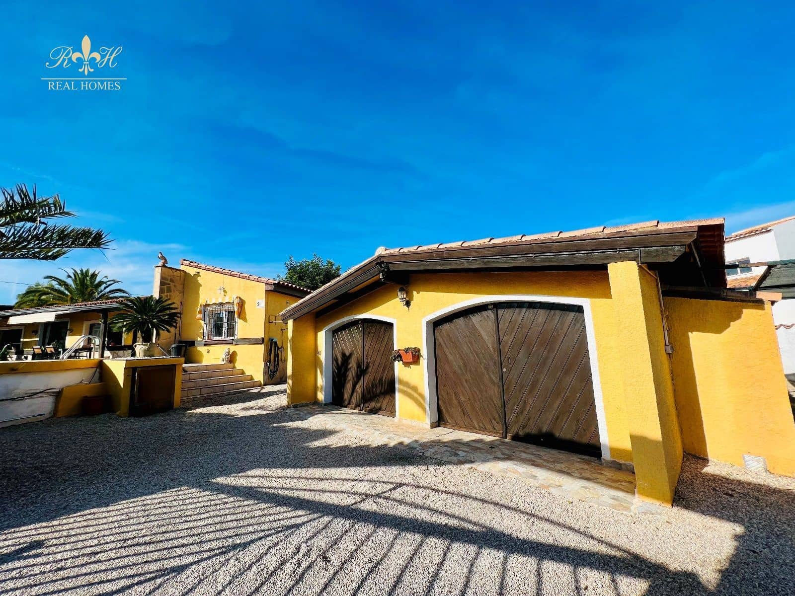 Chalet de 3 habitaciones en Alfaz del Pi / L'Alfàs del Pi en venta con piscina garaje - 450.000 € (Ref: 7316266)