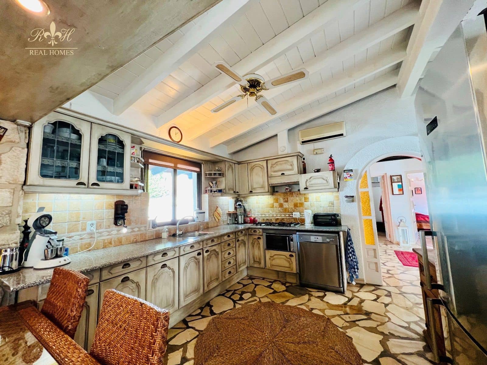 Chalet de 3 habitaciones en Alfaz del Pi / L'Alfàs del Pi en venta con piscina garaje - 450.000 € (Ref: 7316266)