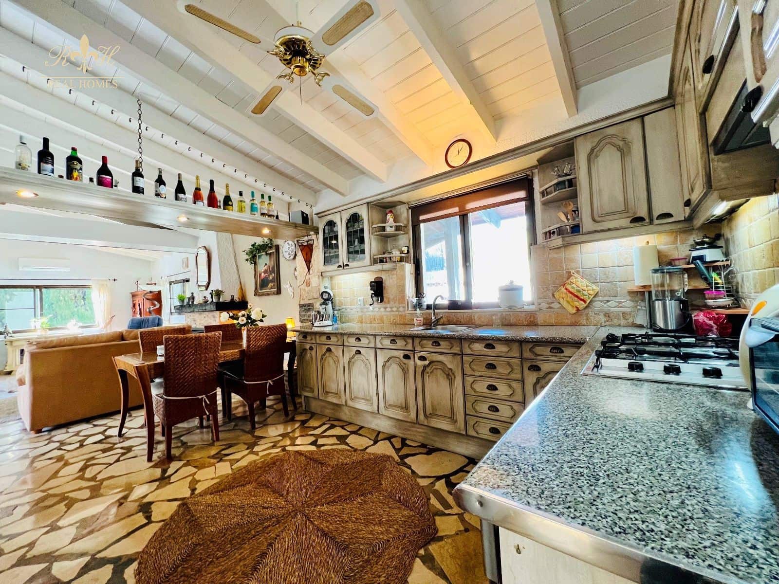 Chalet de 3 habitaciones en Alfaz del Pi / L'Alfàs del Pi en venta con piscina garaje - 450.000 € (Ref: 7316266)