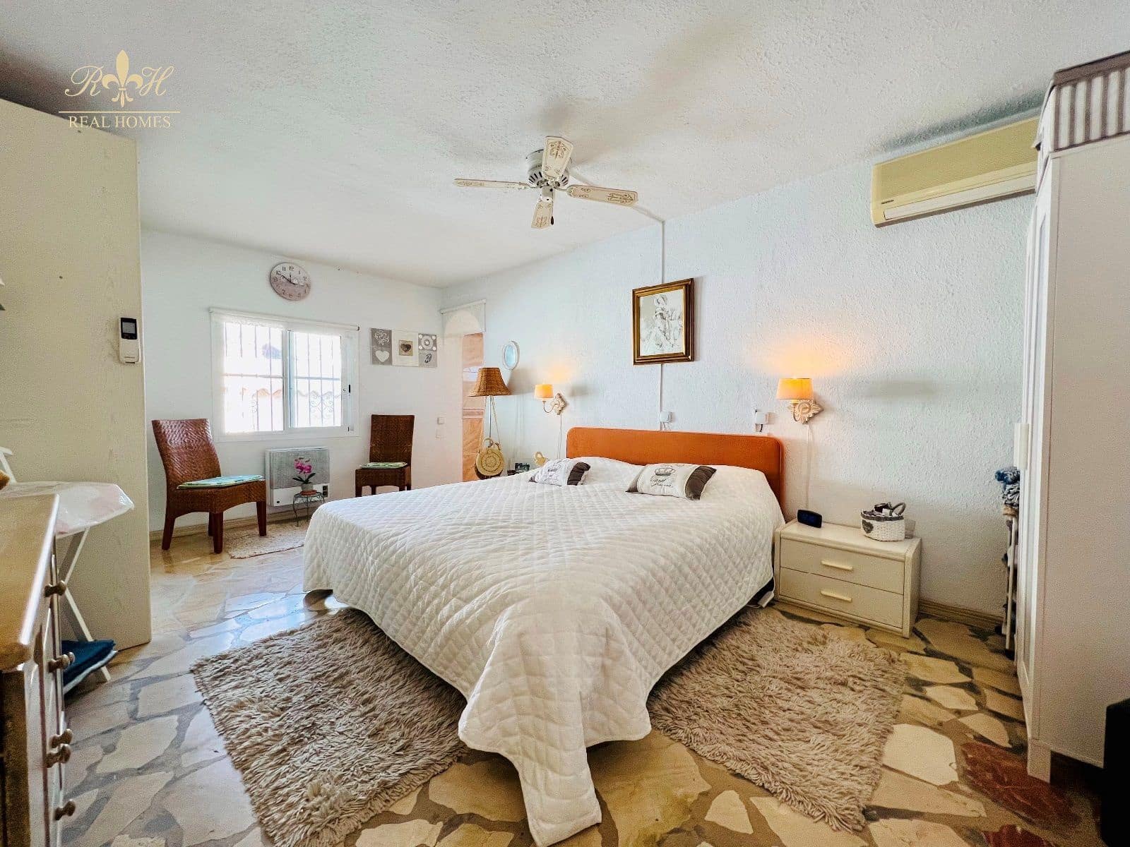 Chalet de 3 habitaciones en Alfaz del Pi / L'Alfàs del Pi en venta con piscina garaje - 450.000 € (Ref: 7316266)