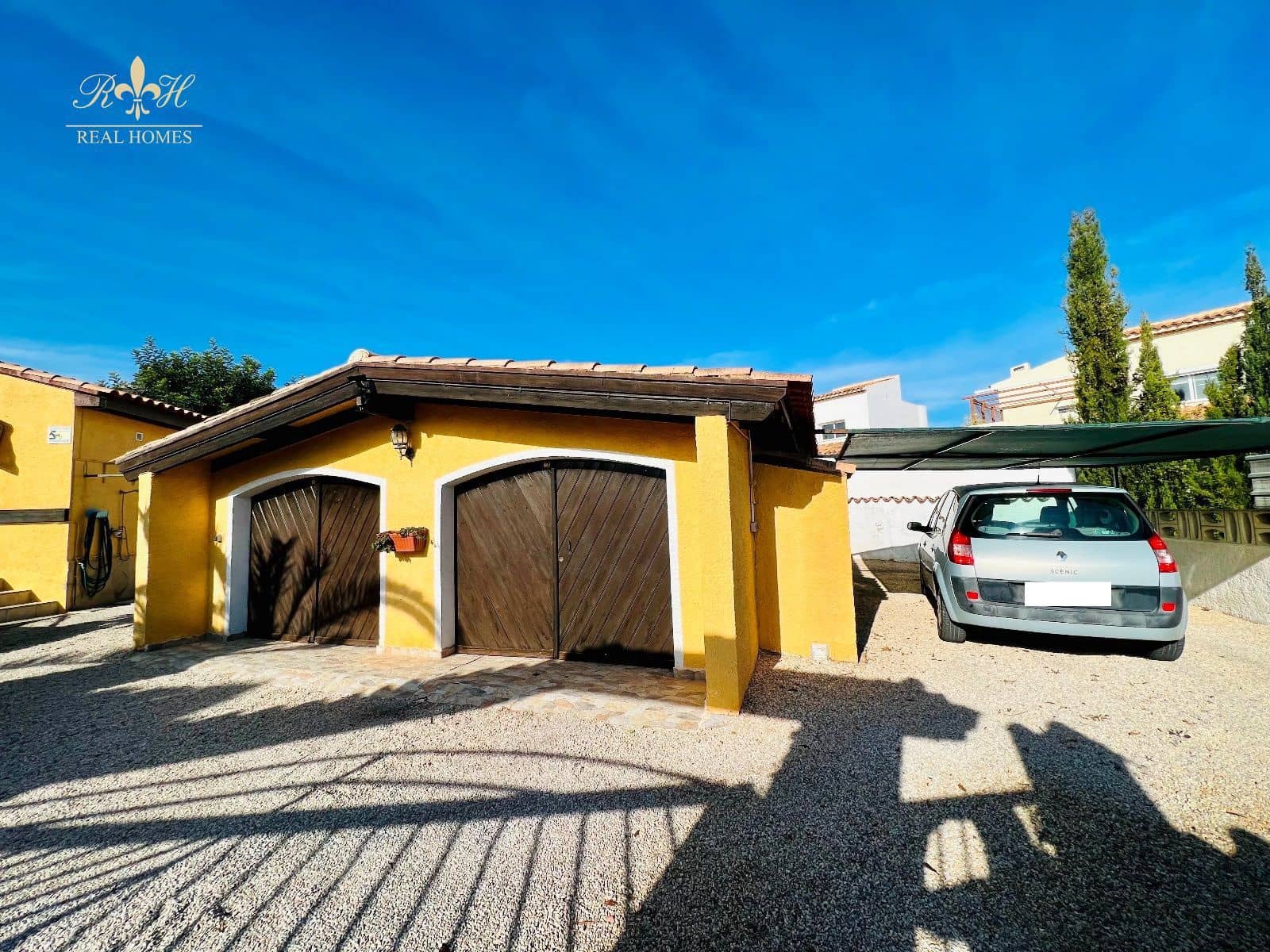 Chalet de 3 habitaciones en Alfaz del Pi / L'Alfàs del Pi en venta con piscina garaje - 450.000 € (Ref: 7316266)