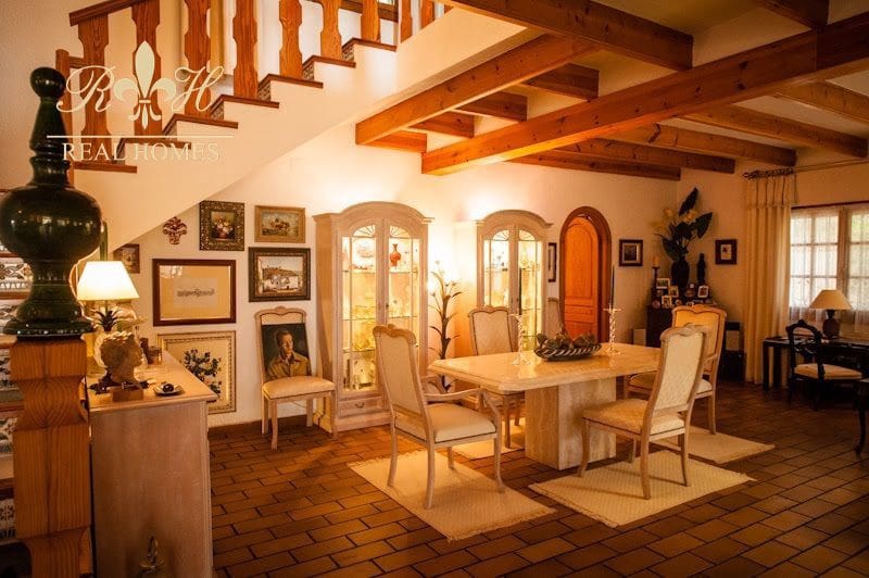 4 sovrum Villa till salu i Alfaz del Pi / L'Alfas del Pi med pool garage - 974 500 € (Ref: 7348330)