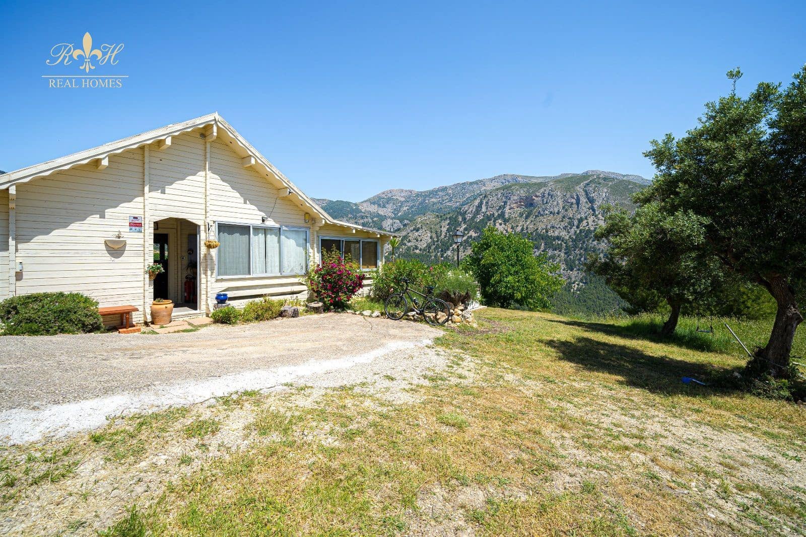 3 soveværelse Villa til salg i Confrides - € 168.000 (Ref: 7350454)