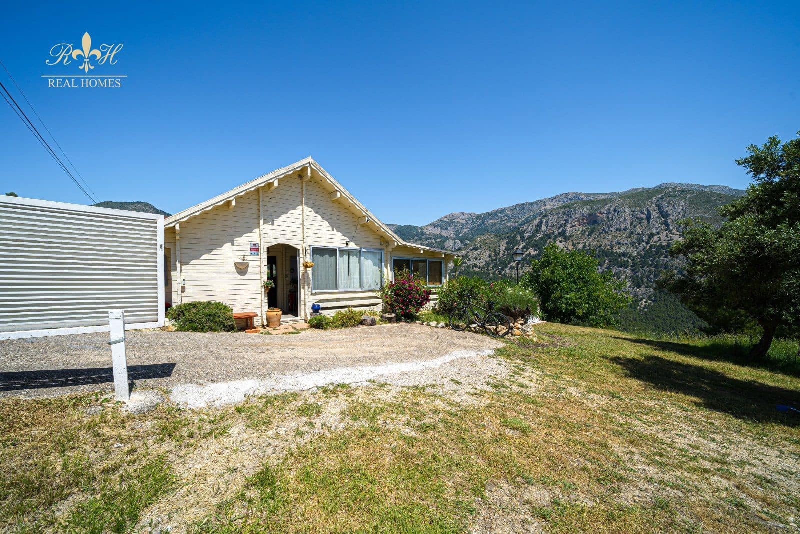 3 soveværelse Villa til salg i Confrides - € 168.000 (Ref: 7350454)