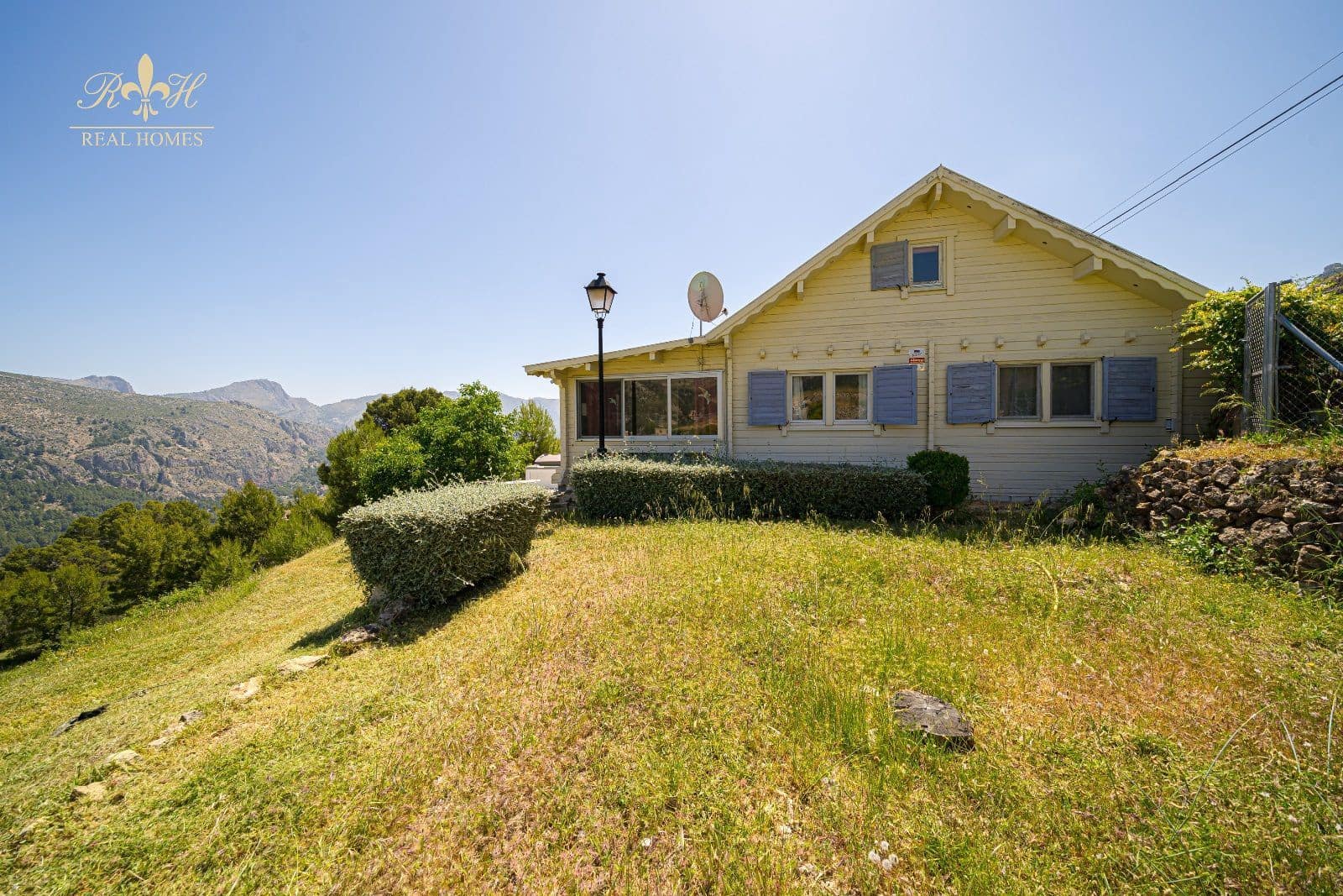 3 soveværelse Villa til salg i Confrides - € 168.000 (Ref: 7350454)