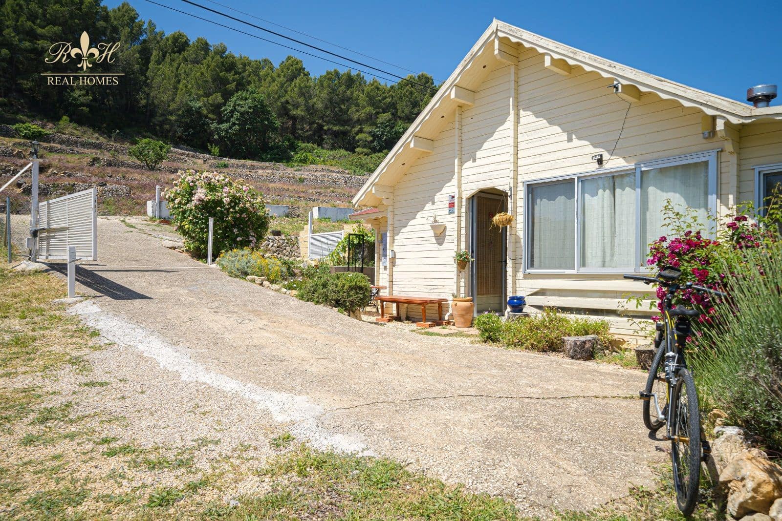 3 soveværelse Villa til salg i Confrides - € 168.000 (Ref: 7350454)