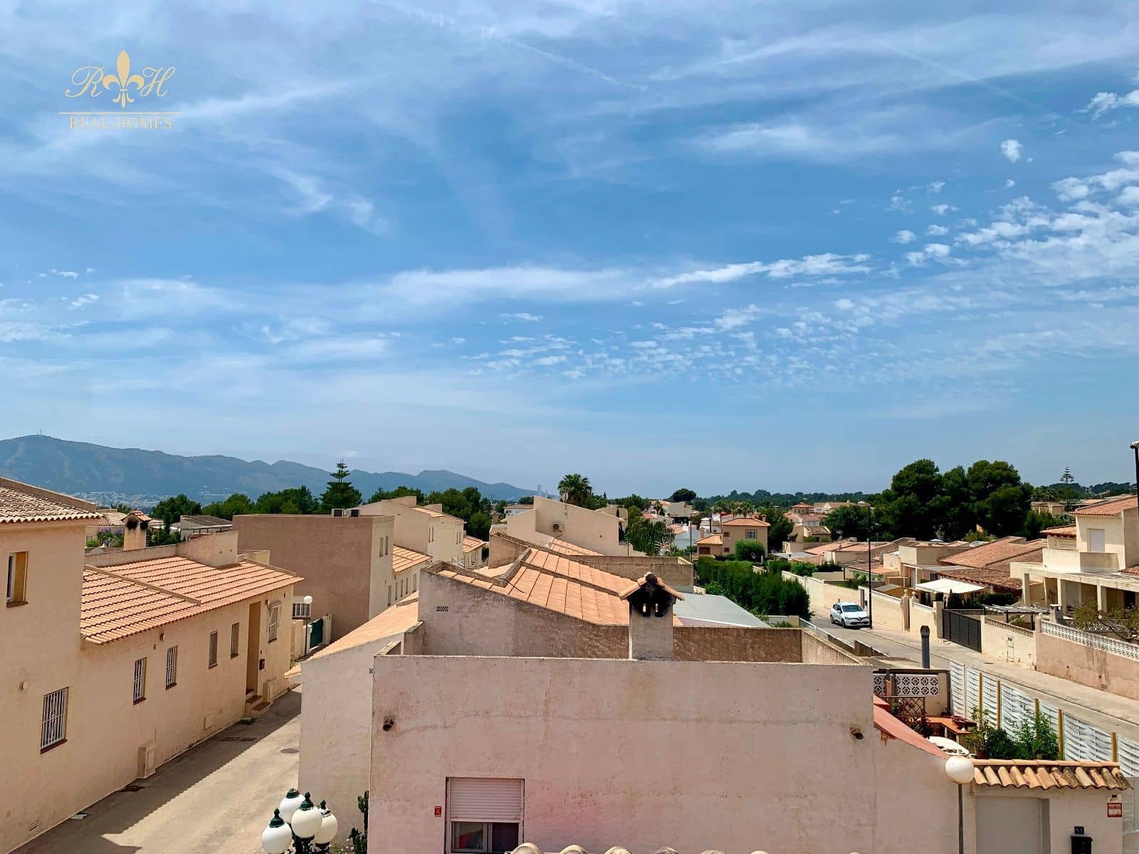 4 soveværelse Villa til salg i La Nucia med swimmingpool garage - € 450.000 (Ref: 7407254)