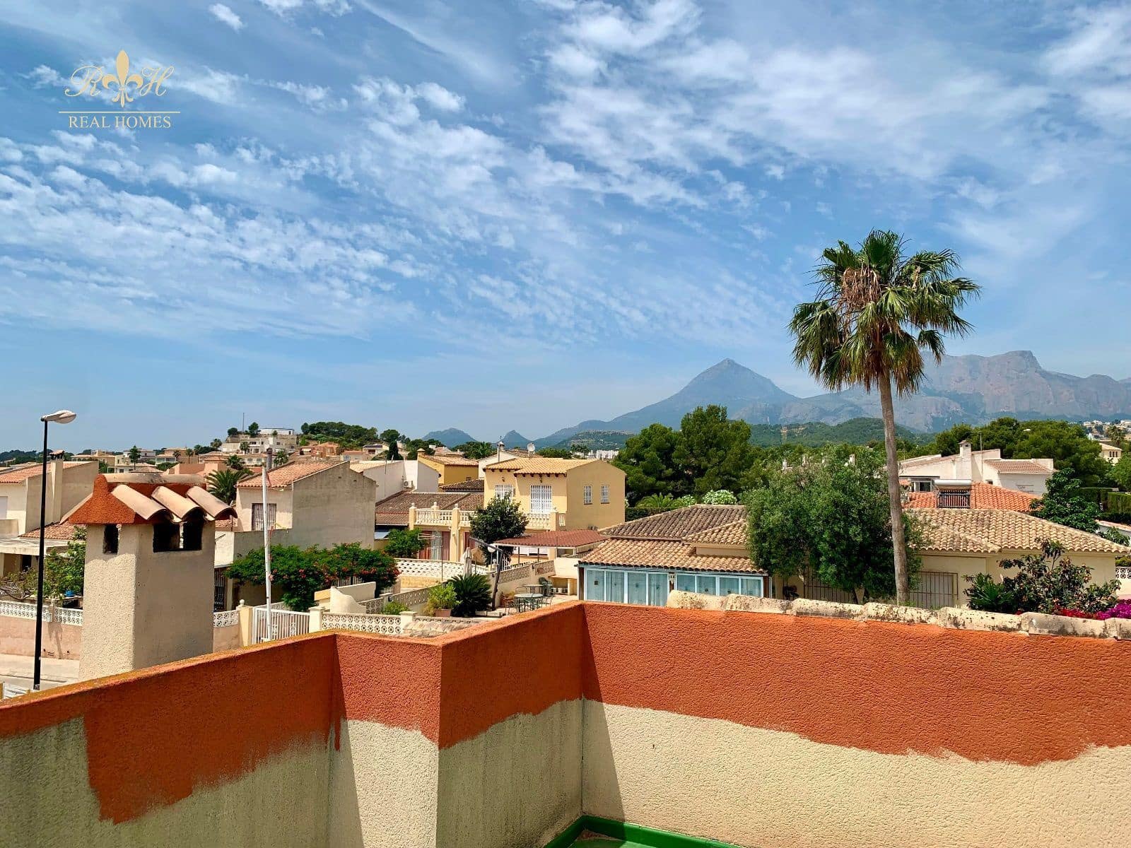 4 soveværelse Villa til salg i La Nucia med swimmingpool garage - € 450.000 (Ref: 7407254)