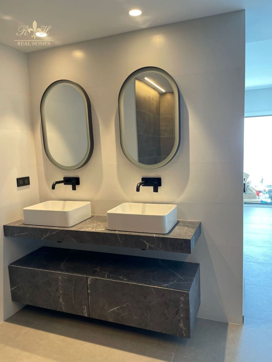 3 soverom Penthouse til salgs i Benidorm med svømmebasseng garasje - € 1 050 000 (Ref: 7724864)