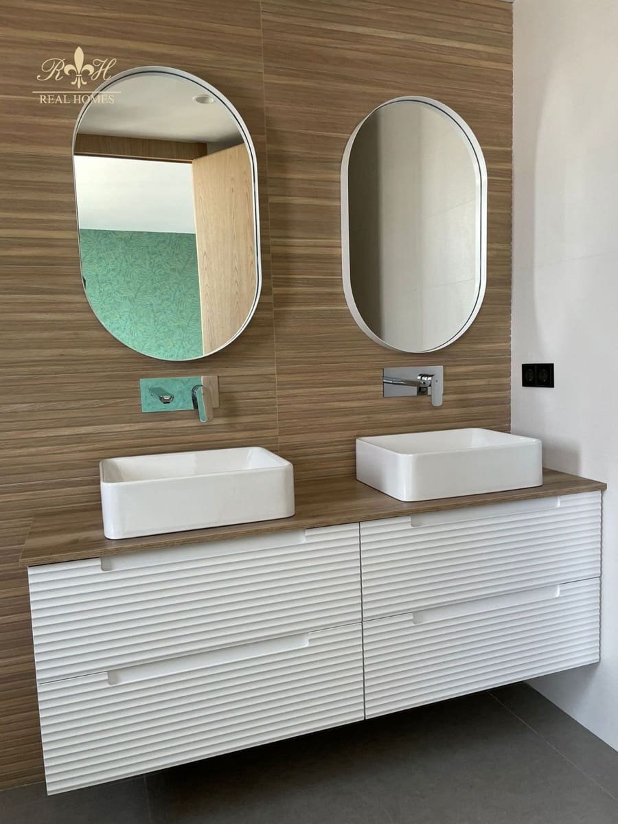 3 soverom Penthouse til salgs i Benidorm med svømmebasseng garasje - € 1 050 000 (Ref: 7724864)