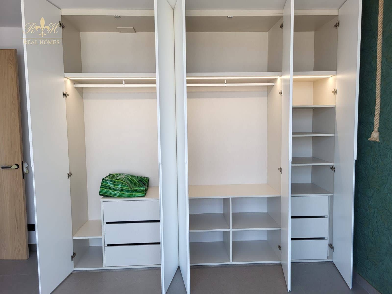 3 soverom Penthouse til salgs i Benidorm med svømmebasseng garasje - € 1 050 000 (Ref: 7724864)