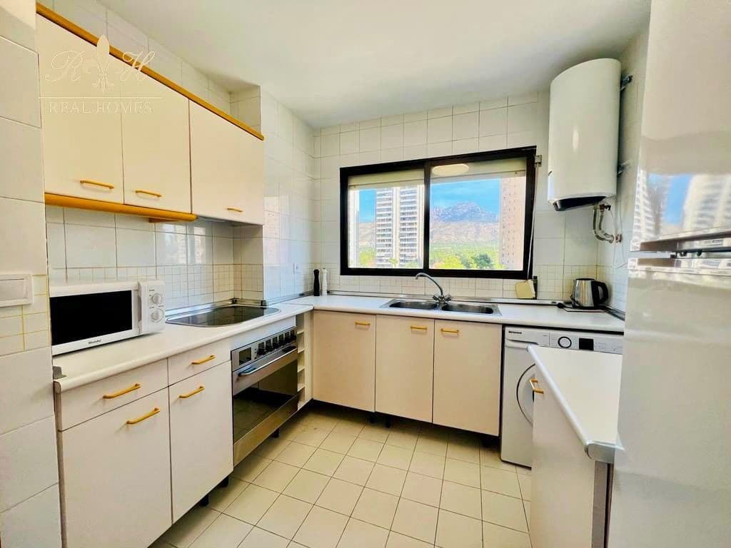3 camera da letto Appartamento da affittare in Benidorm con piscina - 1.500 € (Rif: 7748992)