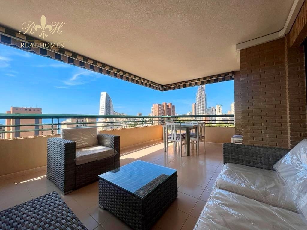 3 camera da letto Appartamento da affittare in Benidorm con piscina - 1.500 € (Rif: 7748992)