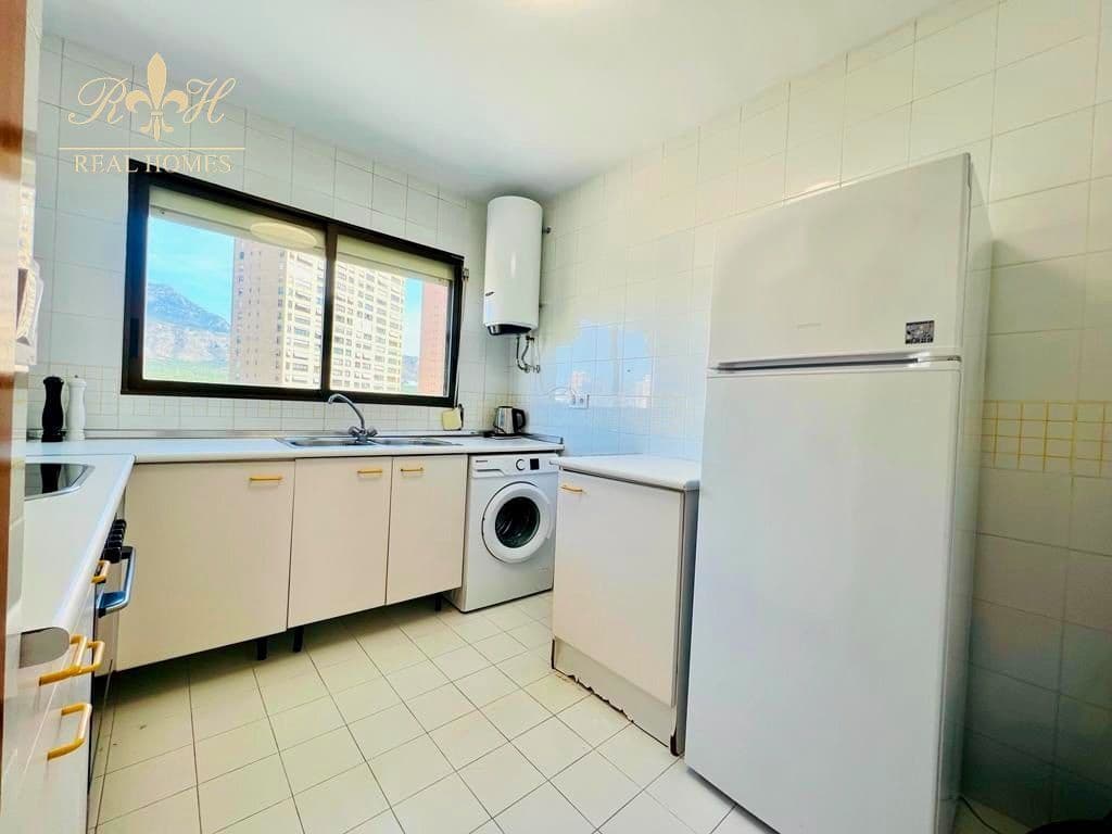 3 camera da letto Appartamento da affittare in Benidorm con piscina - 1.500 € (Rif: 7748992)