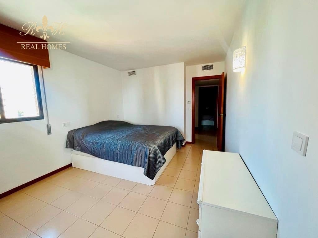 3 camera da letto Appartamento da affittare in Benidorm con piscina - 1.500 € (Rif: 7748992)