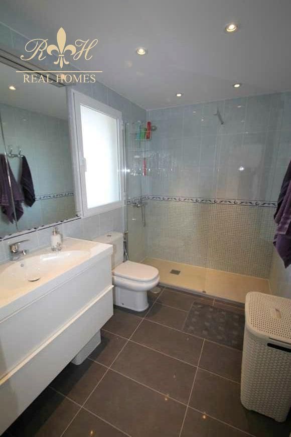 2 soveværelse Penthouse til leje i Albir med swimmingpool - € 1.800 (Ref: 7927783)