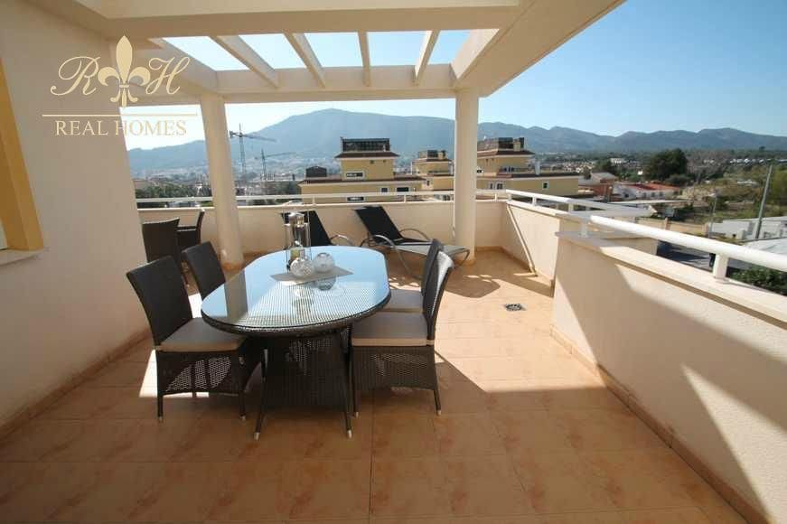 2 soveværelse Penthouse til leje i Albir med swimmingpool - € 1.800 (Ref: 7927783)