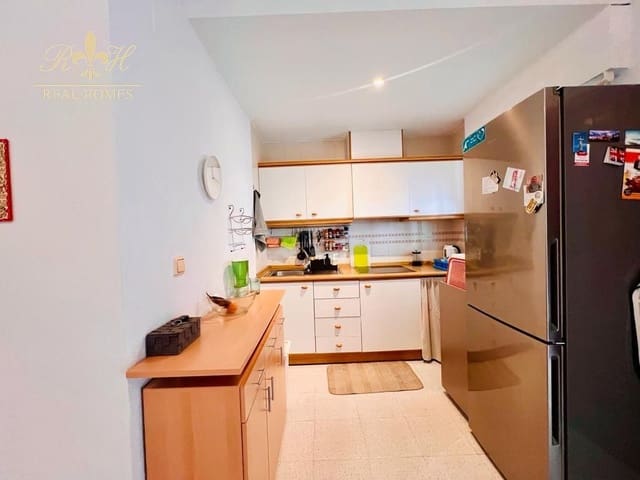 2 slaapkamer Flat te huur in Alfaz del Pi / L'Alfàs del Pi met zwembad garage - € 900 (Ref: 7980363)
