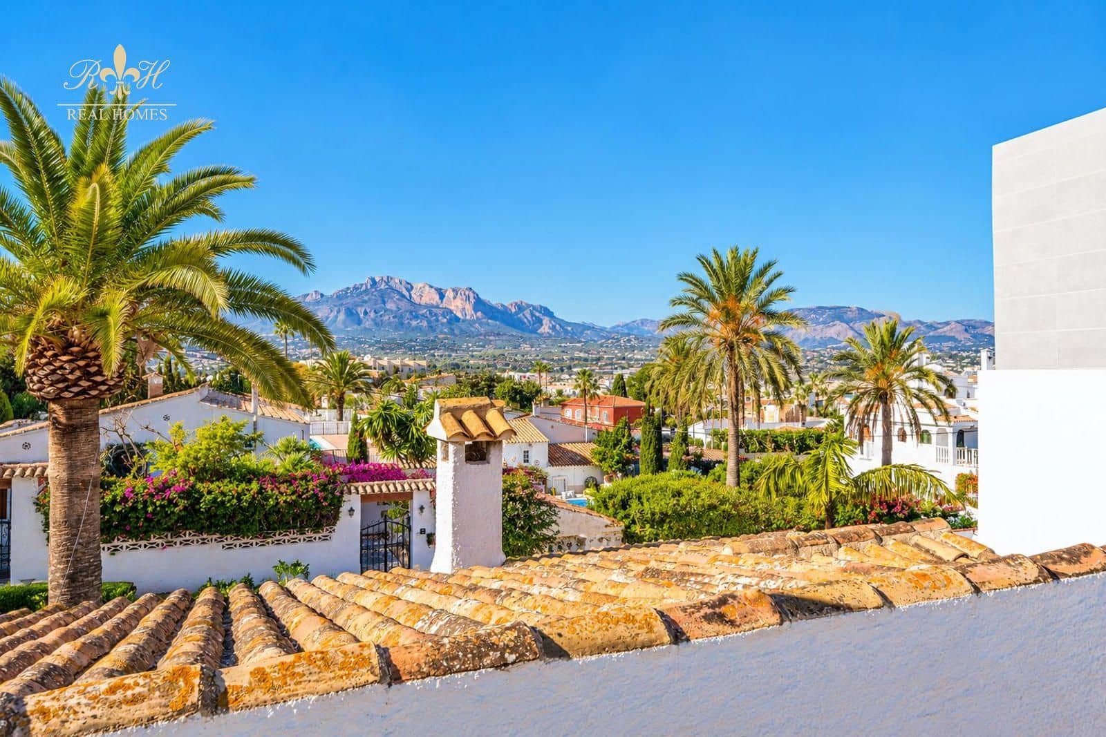 3 soveværelse Villa til salg i Albir med swimmingpool garage - € 789.000 (Ref: 8086202)