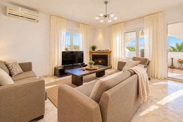 3 soveværelse Villa til salg i Albir, Alfaz del Pi / L'Alfàs del Pi med swimmingpool garage - € 789.000 (Ref: 8086202)