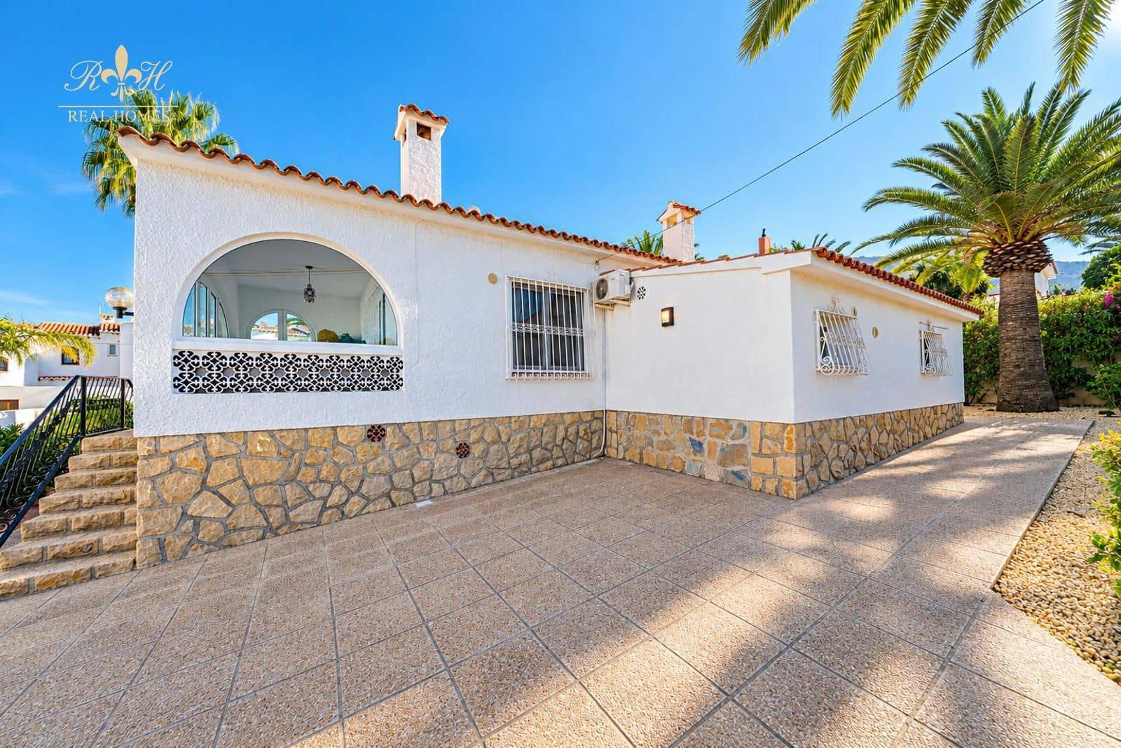 3 soveværelse Villa til salg i Albir med swimmingpool garage - € 789.000 (Ref: 8086202)