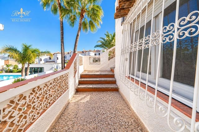 3 soveværelse Villa til salg i Albir, Alfaz del Pi / L'Alfàs del Pi med swimmingpool garage - € 789.000 (Ref: 8086202)