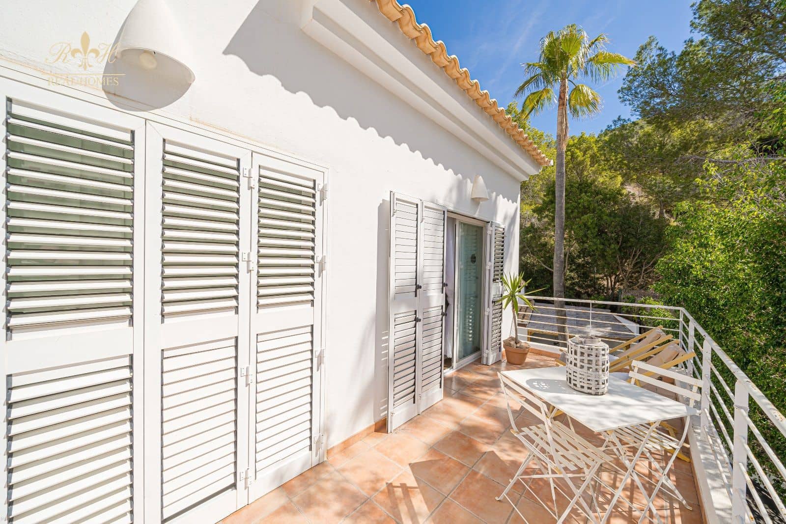 3 sypialnia Dom na sprzedaż w Albir z basenem garażem - 750 000 € (Ref: 8183163)