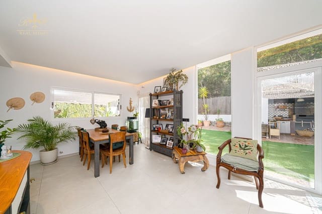 3 soverom Hus til salgs i Albir, Alfaz del Pi / L'Alfàs del Pi med svømmebasseng garasje - € 750 000 (Ref: 8183163)