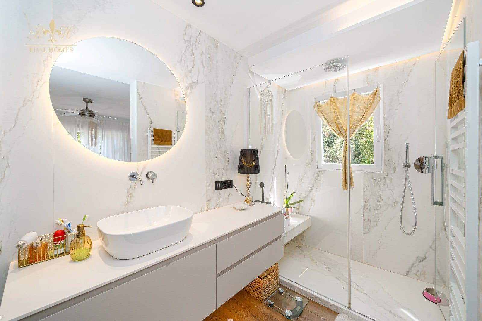 3 sypialnia Dom na sprzedaż w Albir z basenem garażem - 750 000 € (Ref: 8183163)