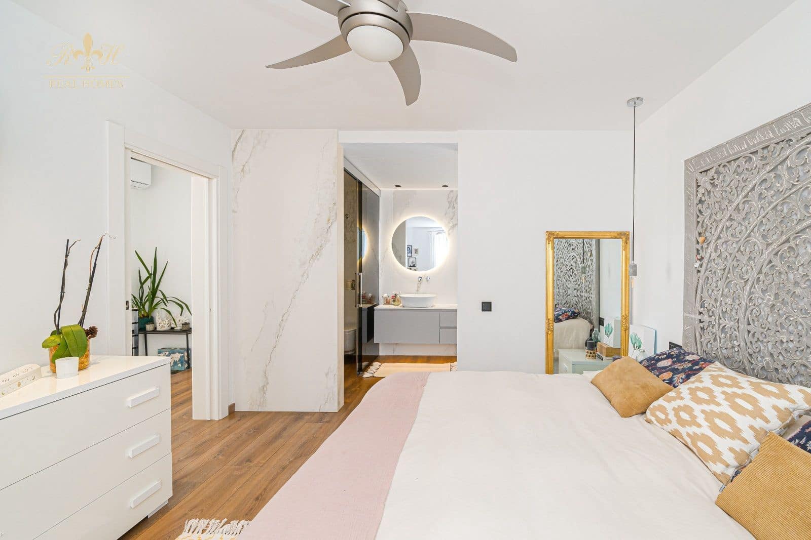 3 sypialnia Dom na sprzedaż w Albir z basenem garażem - 750 000 € (Ref: 8183163)