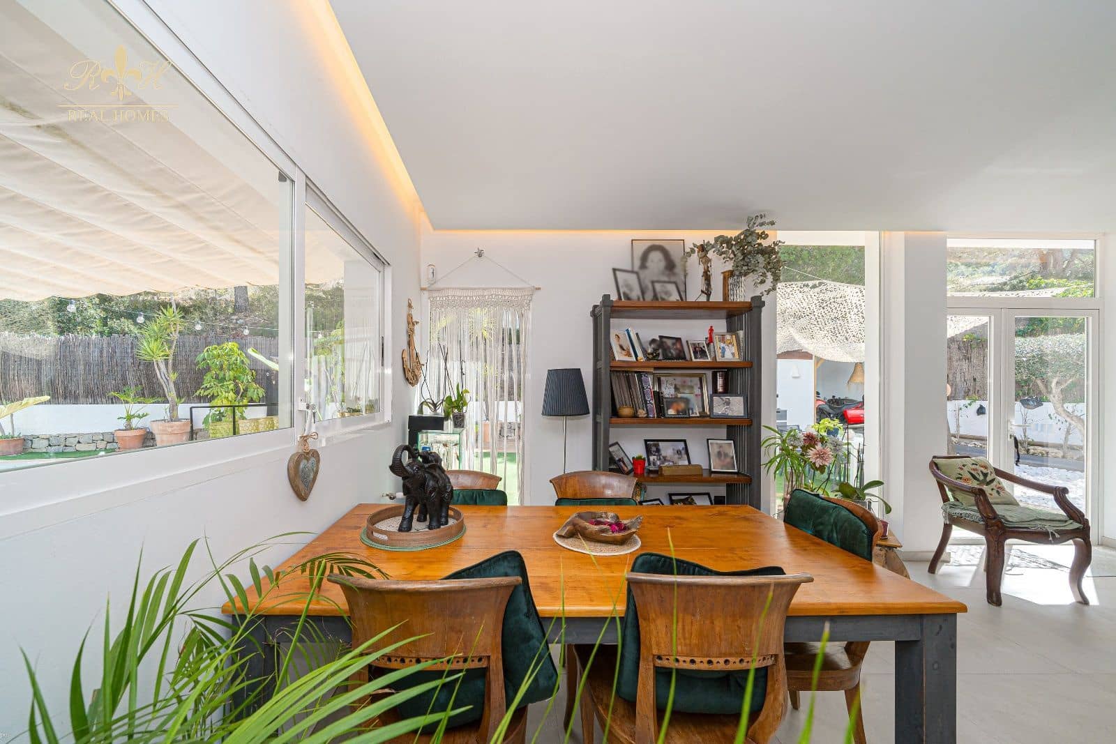 3 sypialnia Dom na sprzedaż w Albir z basenem garażem - 750 000 € (Ref: 8183163)