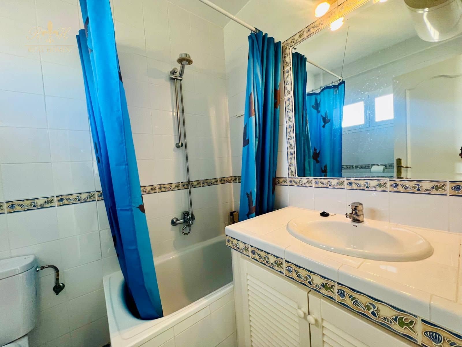 2 Zimmer Wohnung zu vermieten in Albir mit Pool - 1.200 € (Ref: 8262804)