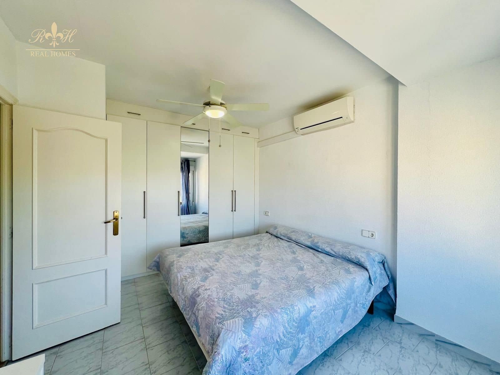 2 Zimmer Wohnung zu vermieten in Albir mit Pool - 1.200 € (Ref: 8262804)