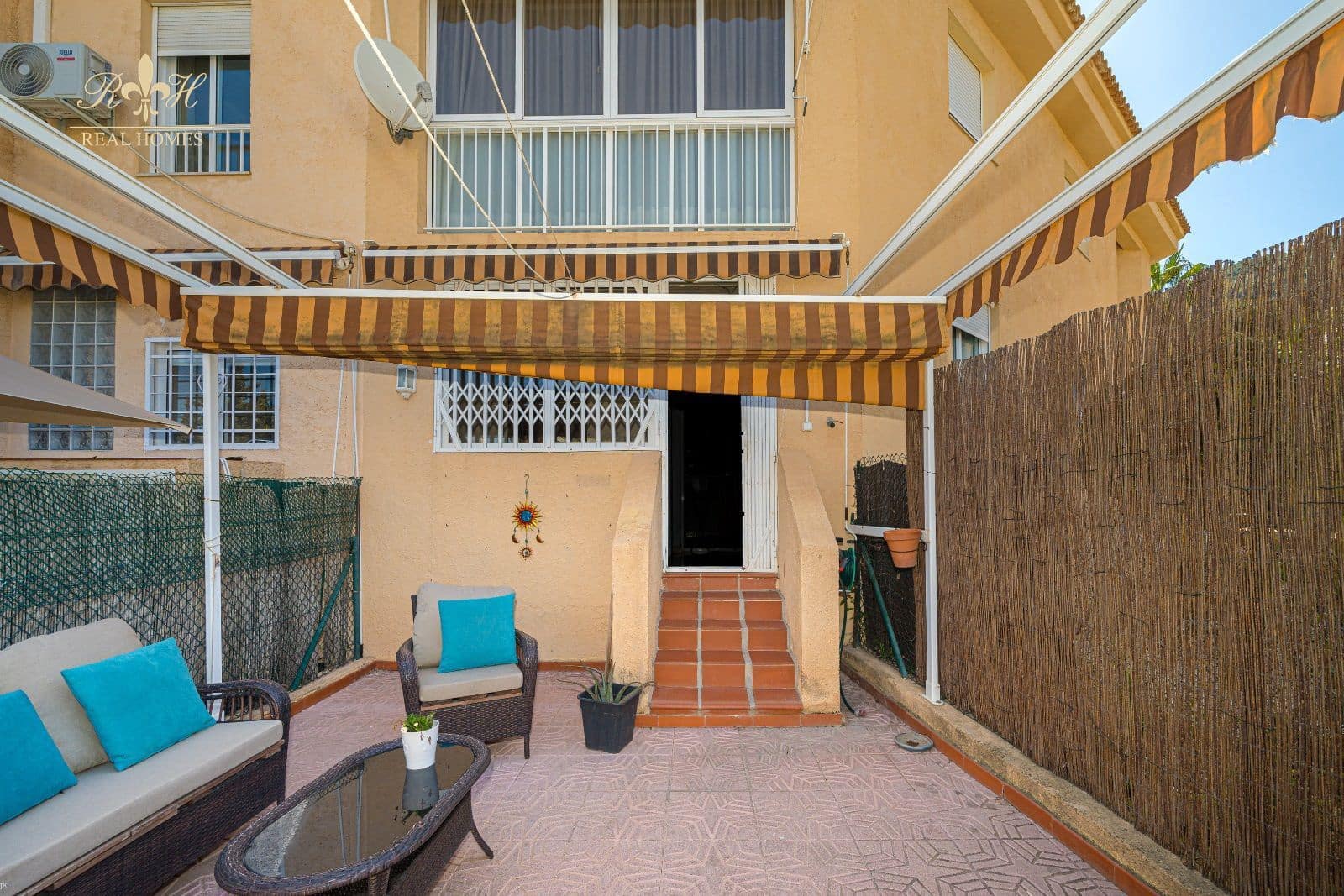 2 soverom Hus til salgs i Albir med svømmebasseng garasje - € 265 000 (Ref: 8287178)