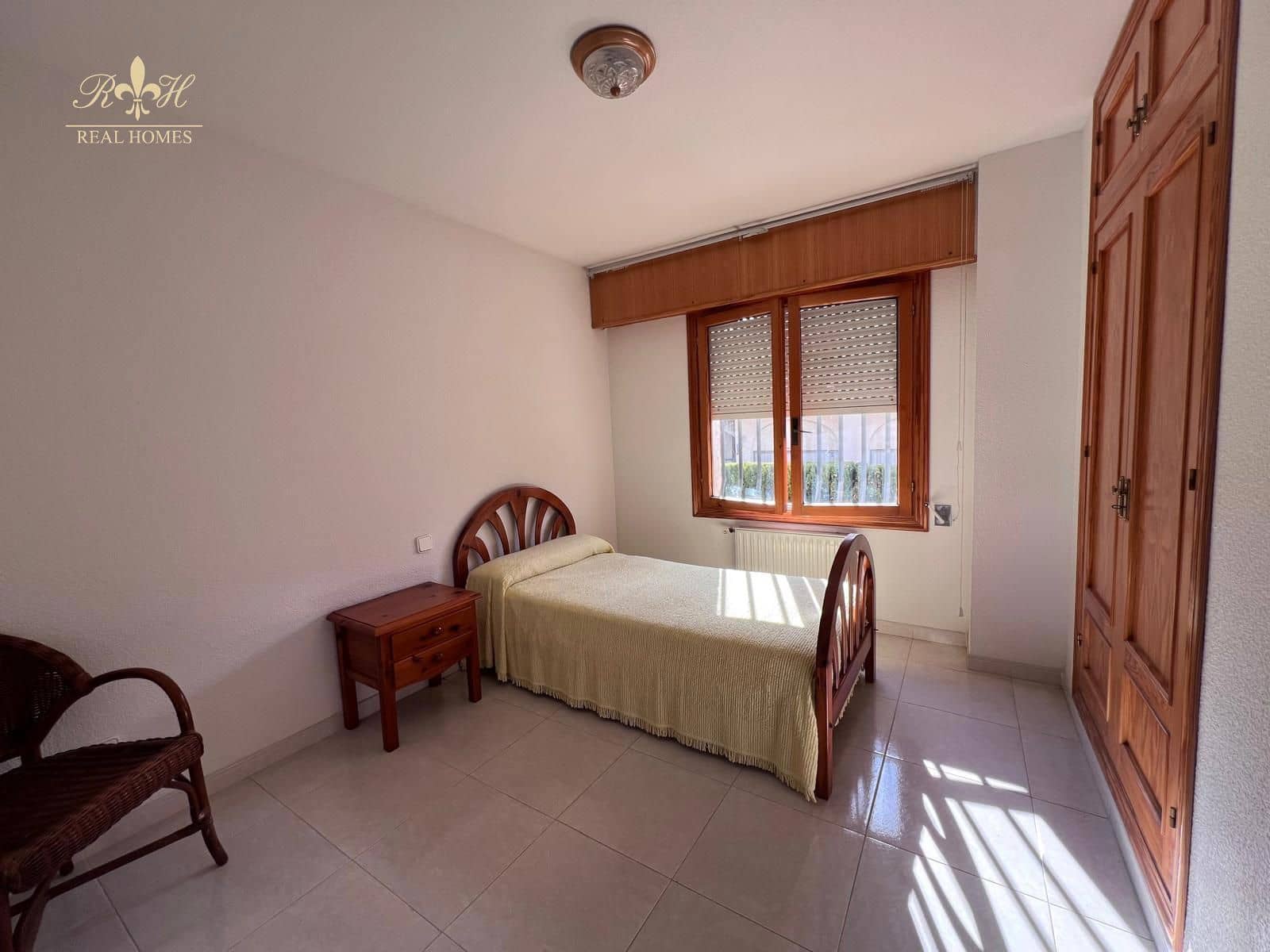 3 soveværelse Byhus til salg i Benidorm med swimmingpool garage - € 420.000 (Ref: 8309182)