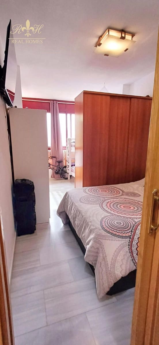 1 soveværelse Lejlighed til salg i Benidorm med swimmingpool garage - € 195.000 (Ref: 8309540)