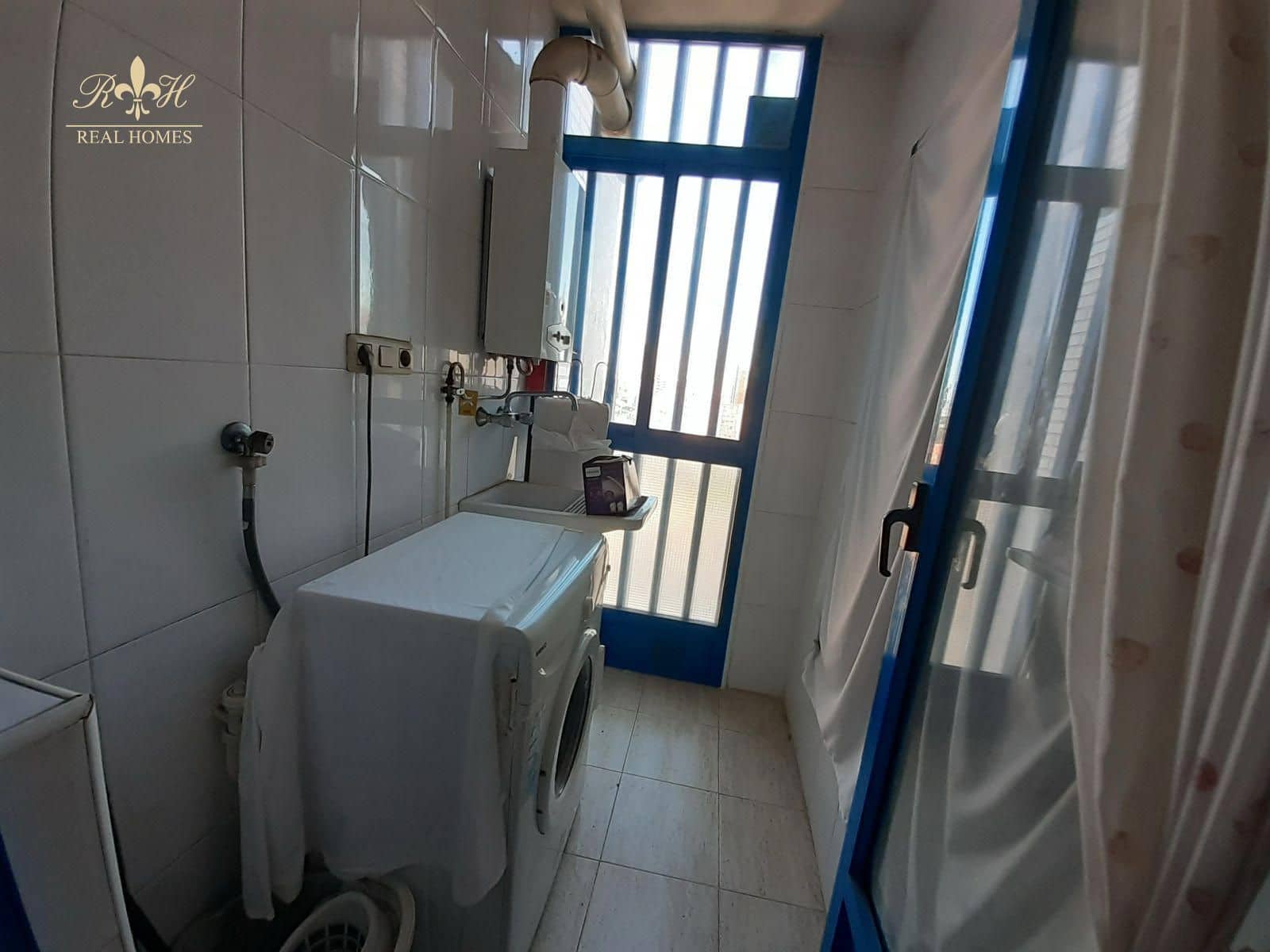 2 soveværelse Lejlighed til salg i Benidorm med swimmingpool garage - € 290.000 (Ref: 8317247)