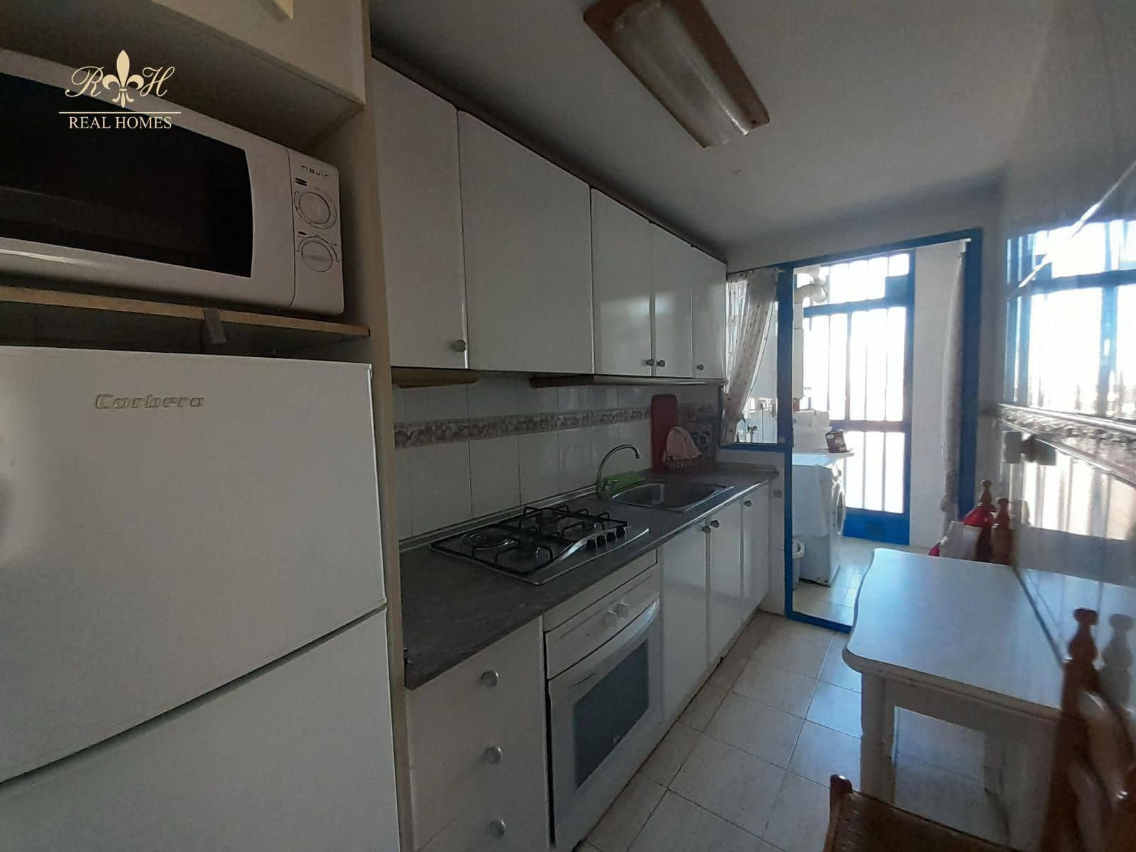 2 soveværelse Lejlighed til salg i Benidorm med swimmingpool garage - € 290.000 (Ref: 8317247)
