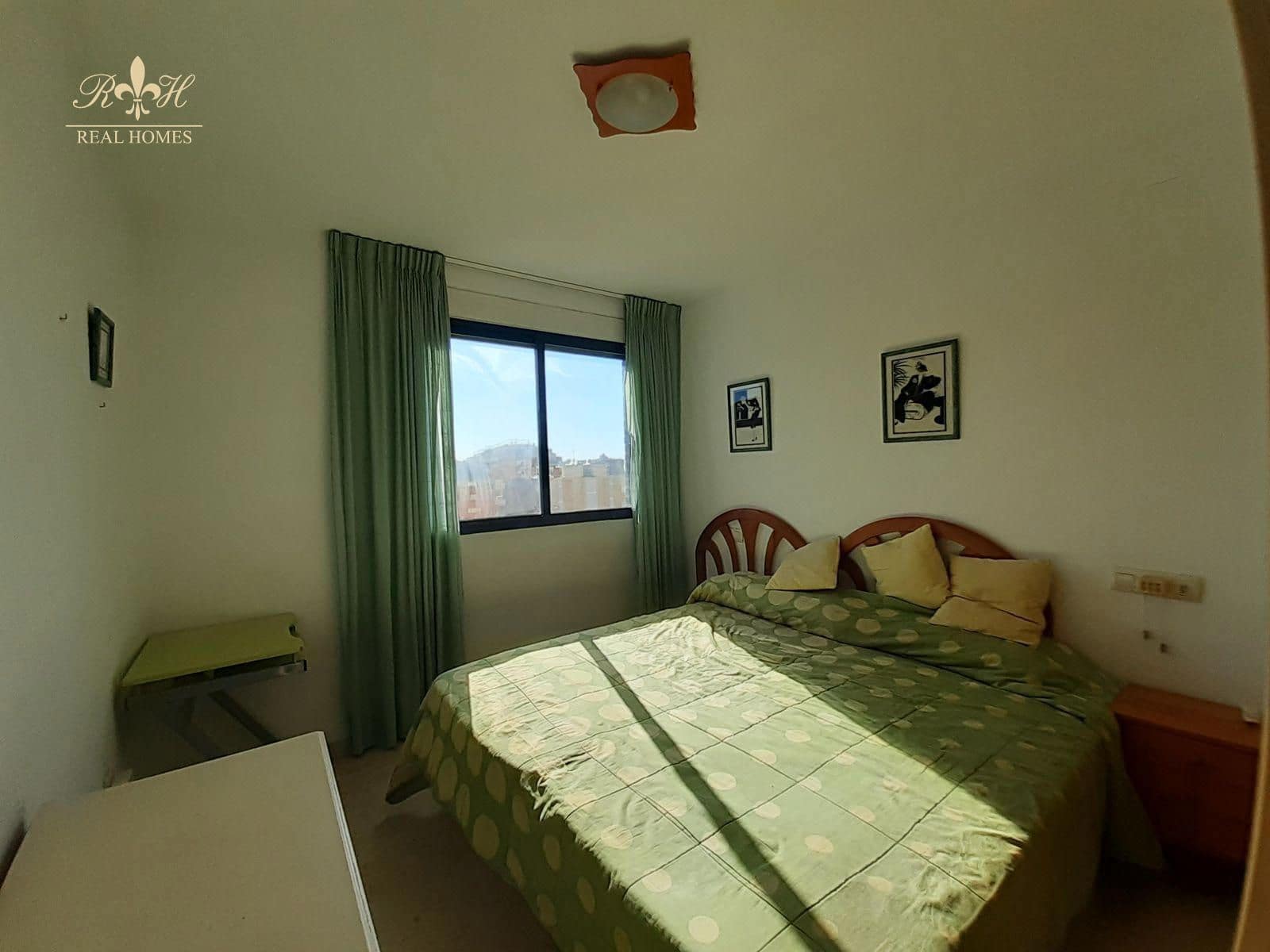 2 soveværelse Lejlighed til salg i Benidorm med swimmingpool garage - € 290.000 (Ref: 8317247)