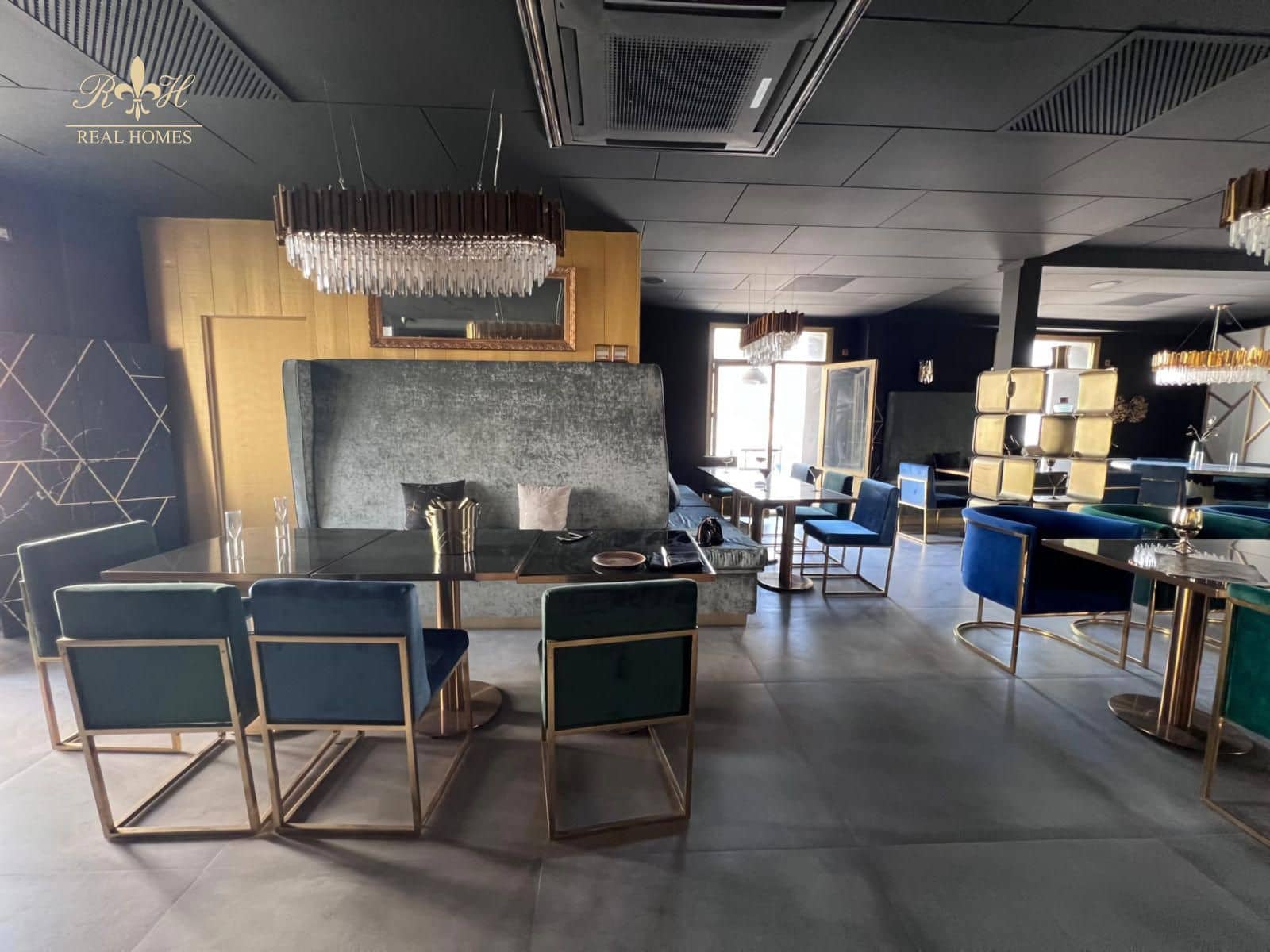 Erhverv til leje i Altea - € 1.000 (Ref: 8358279)